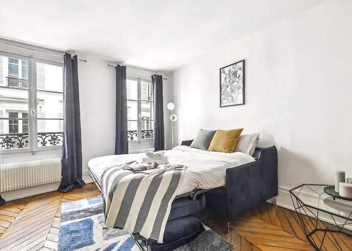 Bnbnova - Le Marais & Place De La Republique - 2br Paris